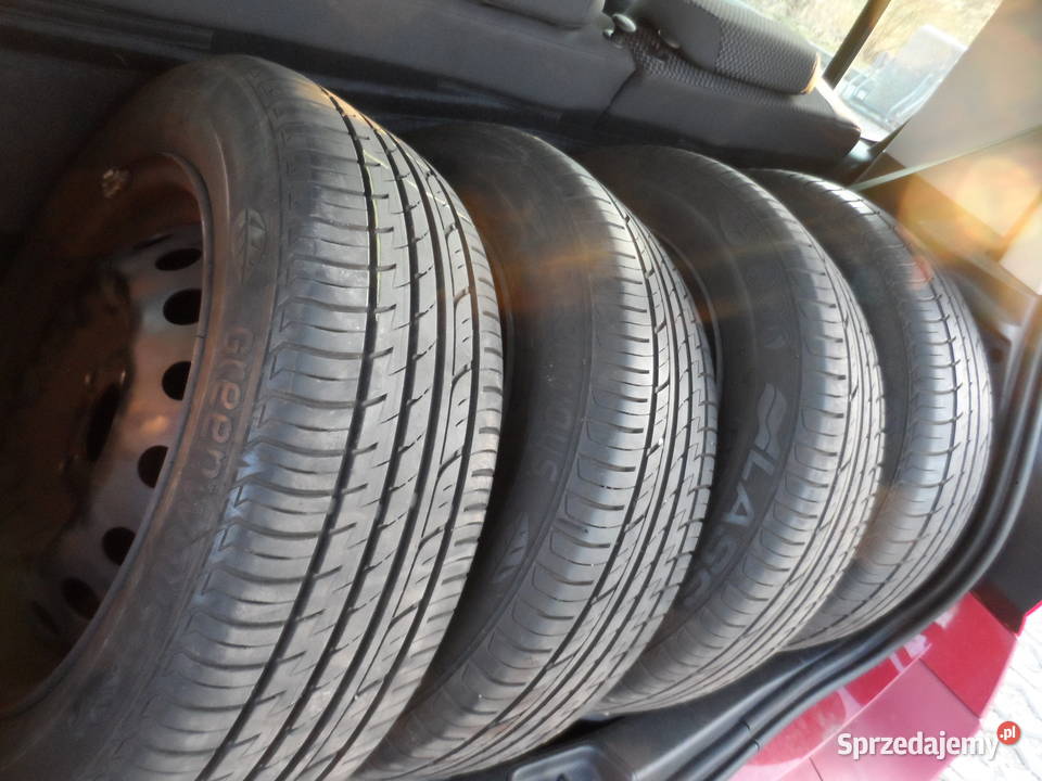 Renault Modus 12100 Mega gniazdo USB Bochnia