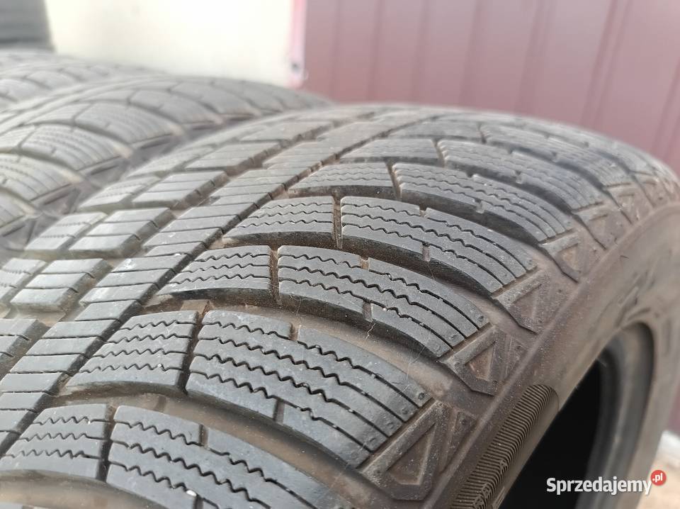 Opony wielosezonowe 21555 r16 świętokrzyskie Piekoszów sprzedam