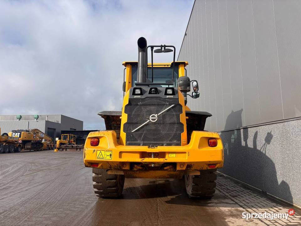 Ladowarka kolowa Volvo L 90 G yez leasing