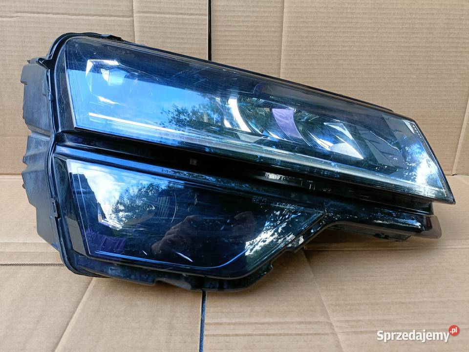 LAMPA PRAWA PRZÓD PRZEDNIA SKODA KAROQ FULL LED Motoryzacja Drezdenko