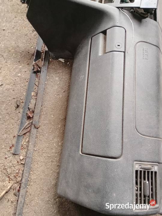 Mercedes W202 c klasa deska kokpit panel drewno Czernikówko