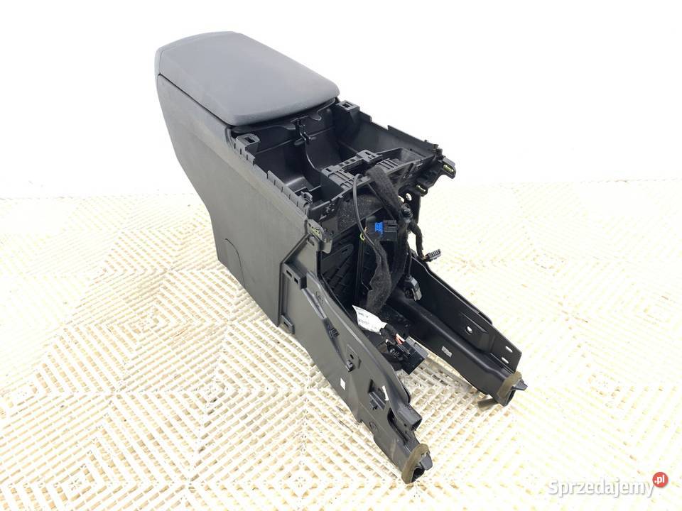 PODŁOKIETNIK PEUGEOT 3008 SUV 0917 sprzedam