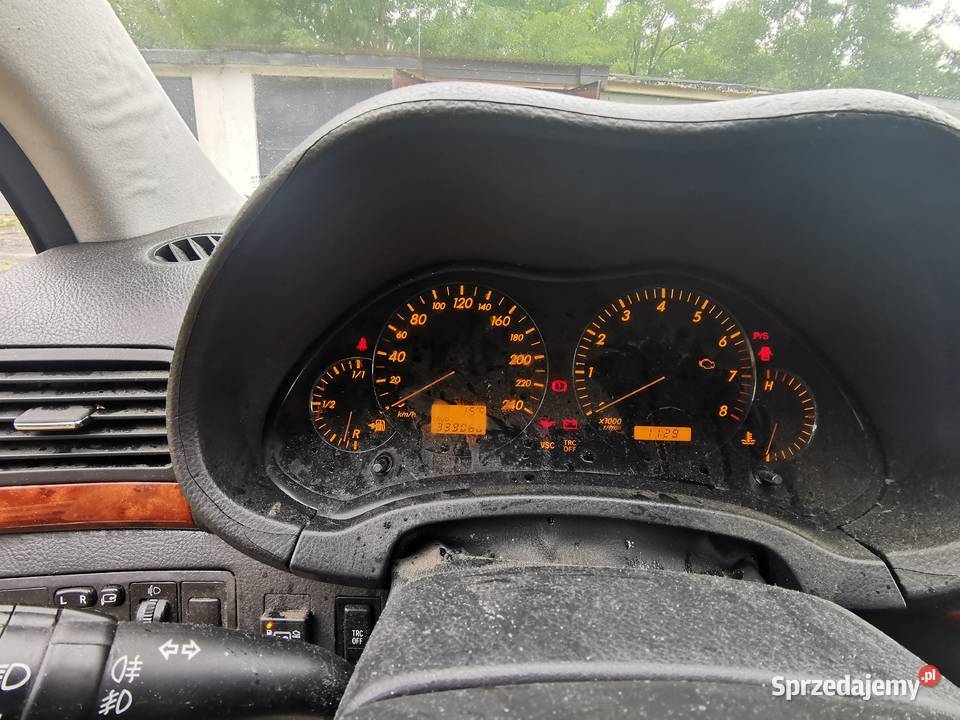 TOYOTA AVENSIS T25 CZĘŚCI 209 osobowe Pionki