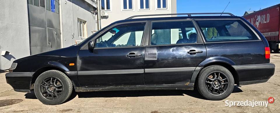 PASSAT B4 KOMBI 19 TDI Duży zbiornik paliwa diesel Jaczno