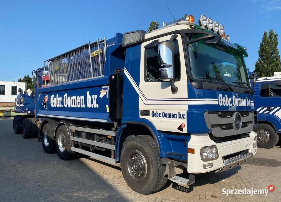 Mercedes WYWROTKA 6x6 do tylu