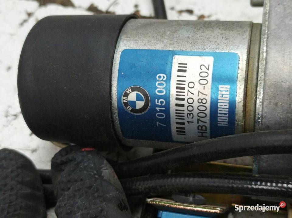 SIŁOWNIK KLAPY BAGAŻNIKA POMPA 7015009 Bmw Seria