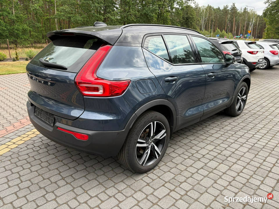 Volvo XC 40 20 benzyna RDesign Panorama Kamery benzyna Volvo Lipówki