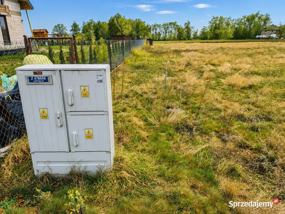 Działka budowlana 17 arów z mediami spokojna 1708m2 Gaj
