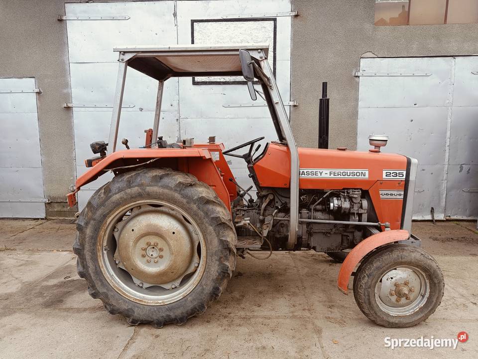 Massey Ferguson 235 Piątek