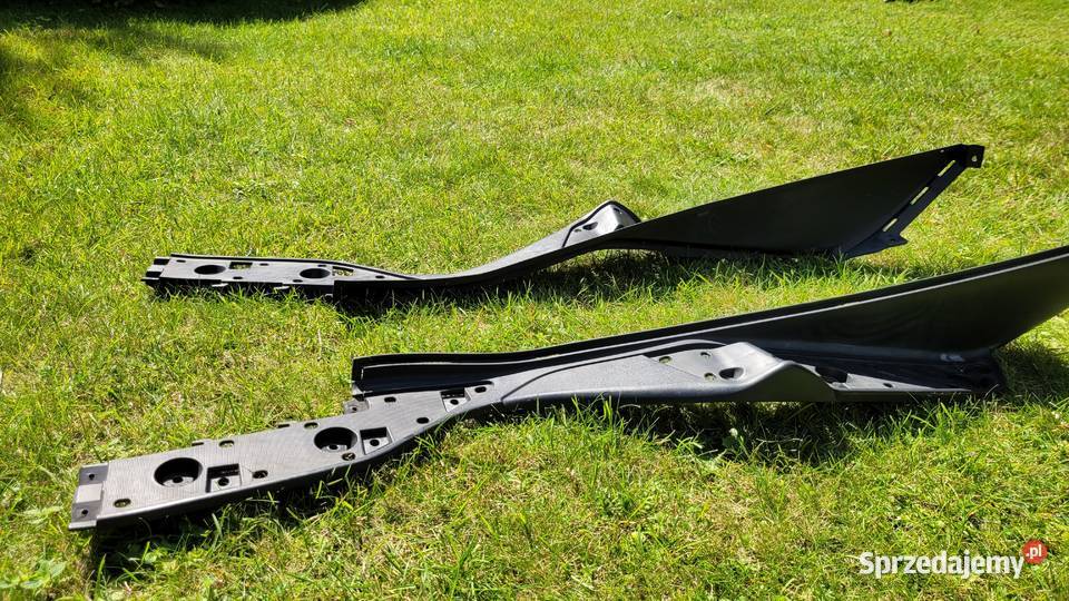 plozy podloga podest SUZUKI BURGMAN 400250 K3K6 Piła