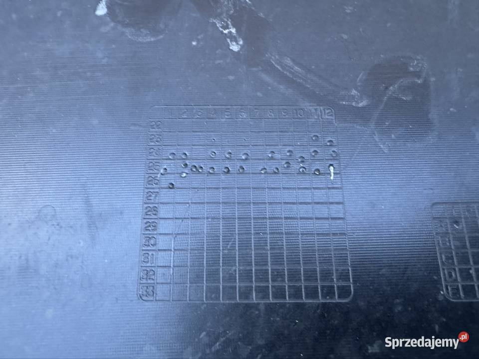 Spoiler dół dyfuzor zderzaka tył tylny renault 5 Międzychód