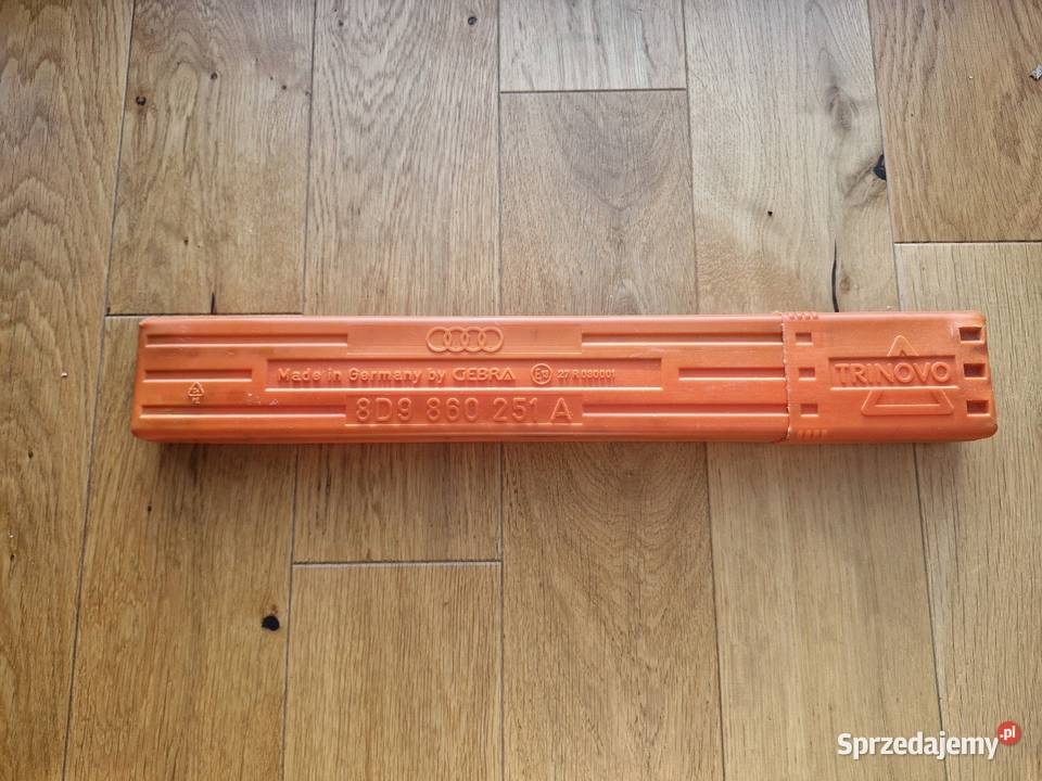 AUDI 80 B3 B4 100 C4 A6 C4 Trójkąt ostrzegawczy Apteczki, gaśnice, trójkąty Gdańsk