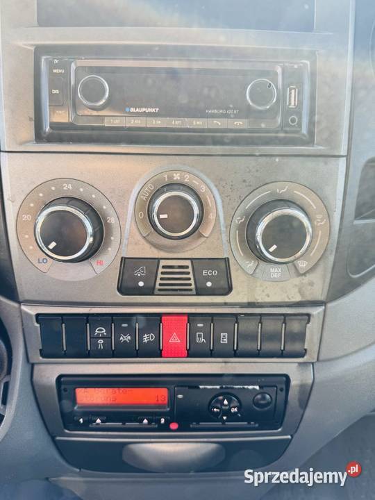IVECO DAILY 70C21 30 210 SKRZYNIA PLANDEKA 6M10 nieuszkodzony Nisko