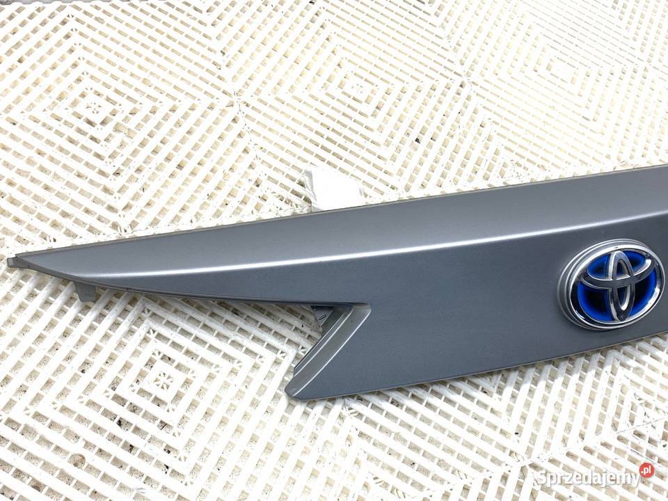LISTWA KLAPY TYŁ TOYOTA AURIS II Kombi 1318 osobowe