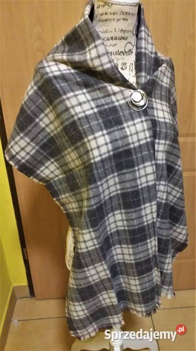 Wełniany szal białoszaroczarny szalik chusta Katowice