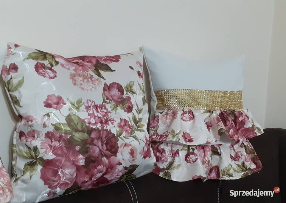 Poszewki na jaśki z falbankami Mława