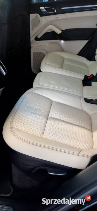 Mycie detailingowe PRANIE TAPICERKI