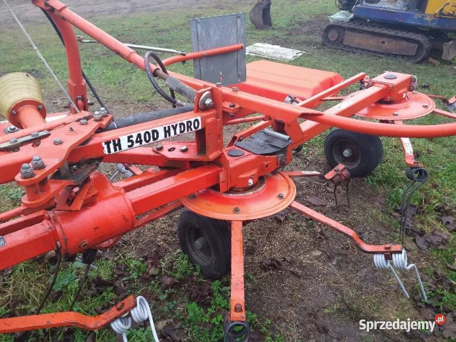 Przewracarka do siana Fella hydro 540DTH Więcbork