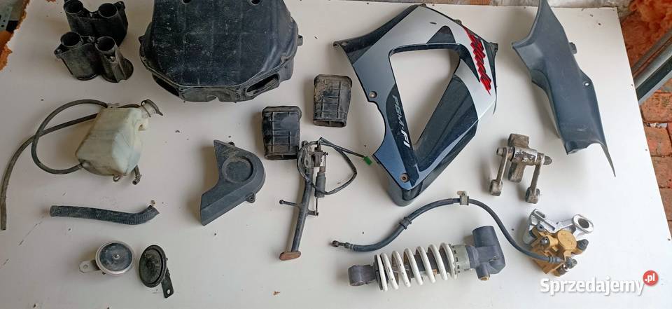 Część honda CBR 929 rr Gręboszów sprzedam