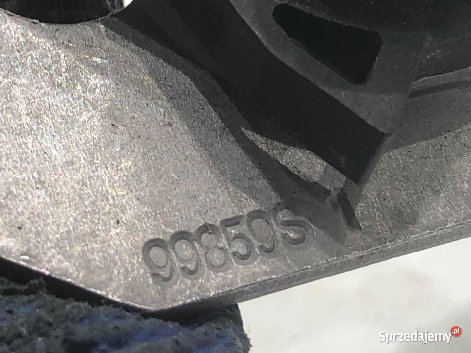 ZAMEK MASKI PRZÓD OPEL COMBO D Van minibus Motoryzacja