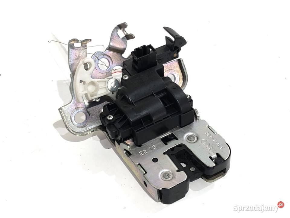 ZAMEK KLAPY TYŁ SKODA OCTAVIA III Kombi