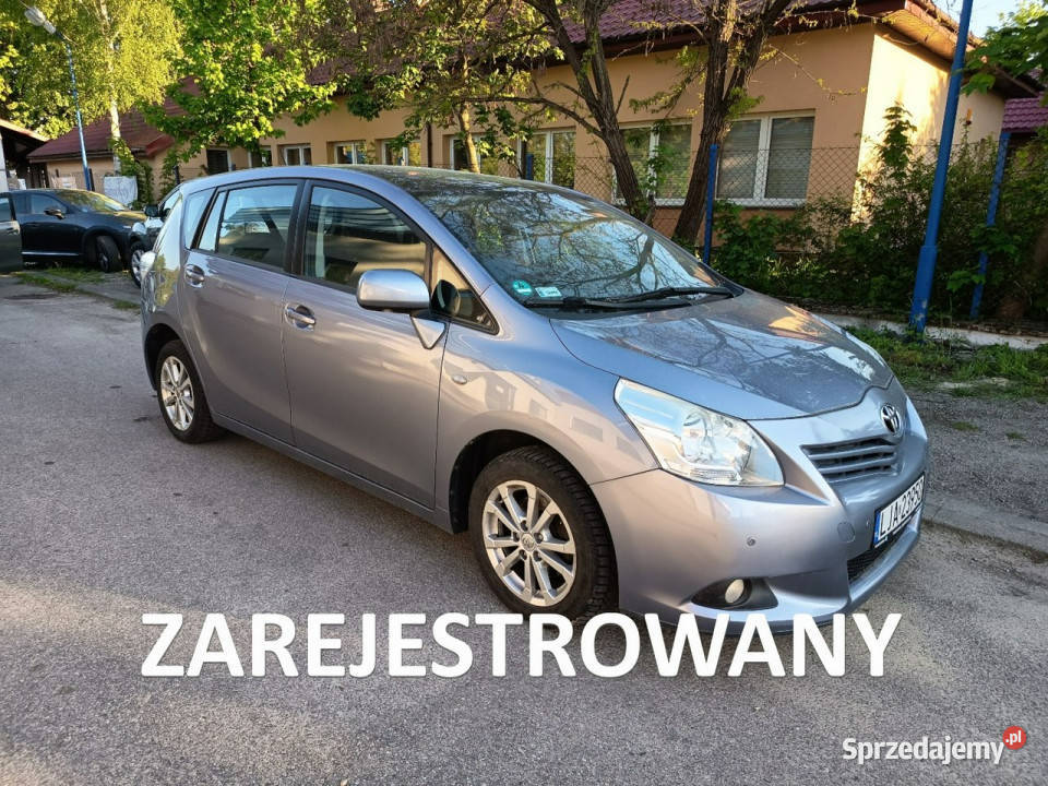 Toyota Verso Bezwypadkowy historia serwisowa 7 centralny zamek Verso lubelskie Janów Lubelski