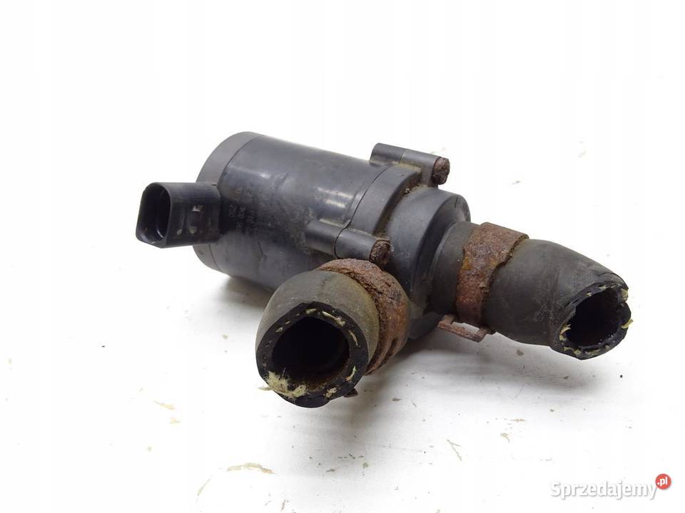 POMPKA WODY 1K0965561J 18 20 TSI AUDI A3 8P GOLF sprzedam