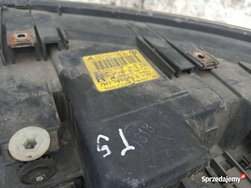 Lampa Prawa Volkswagen T5 Wisznice sprzedam