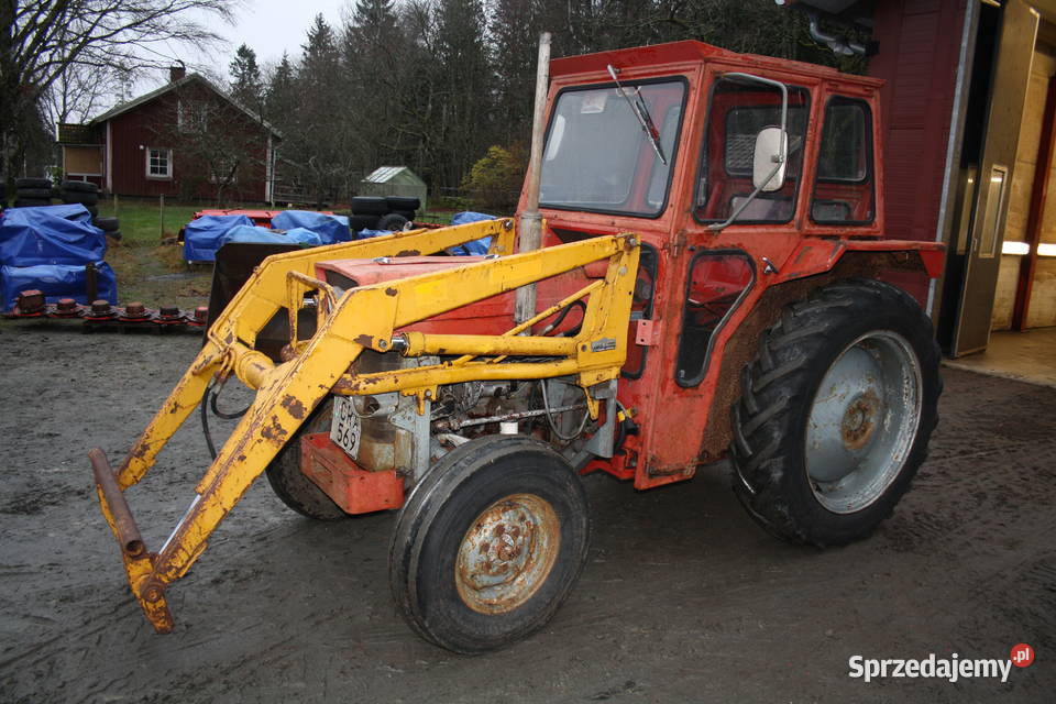 Massey Ferguson 135 z ładowaczem Rolnictwo