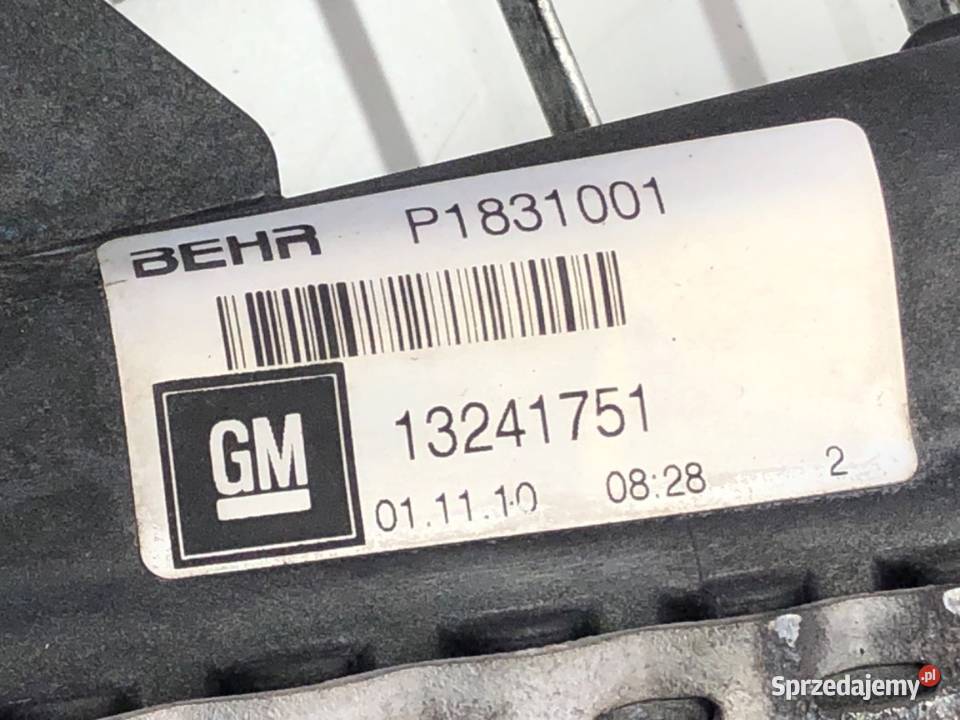 INTERCOOLER OPEL INSIGNIA A 13241751 20 160 0817 sprzedam