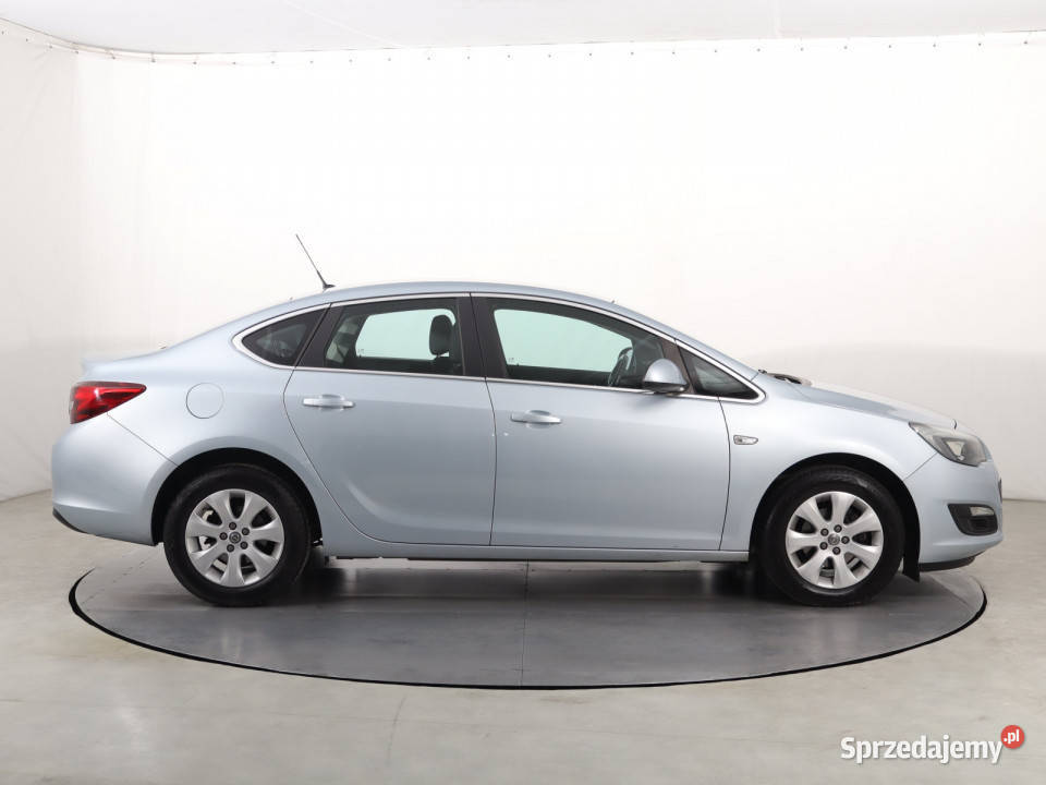 Opel Astra 16 16V Katowice