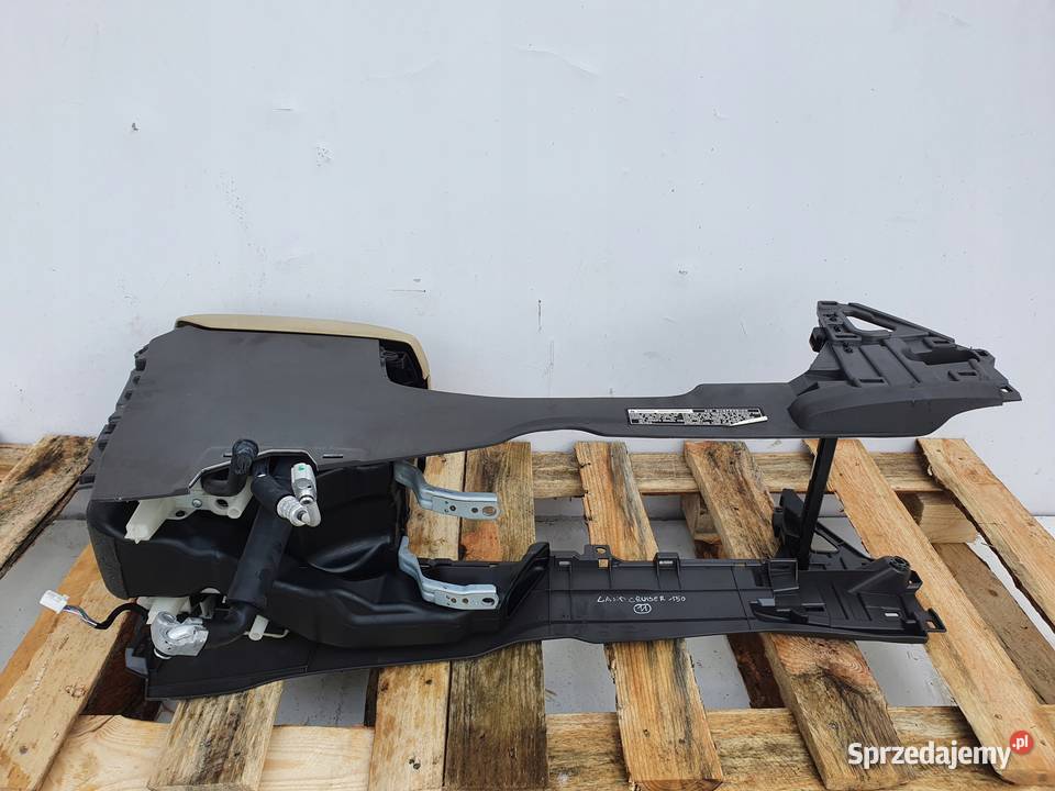 Toyota Land Cruiser 150 PODŁOKIETNIK Z LODÓWKĄ Rudka