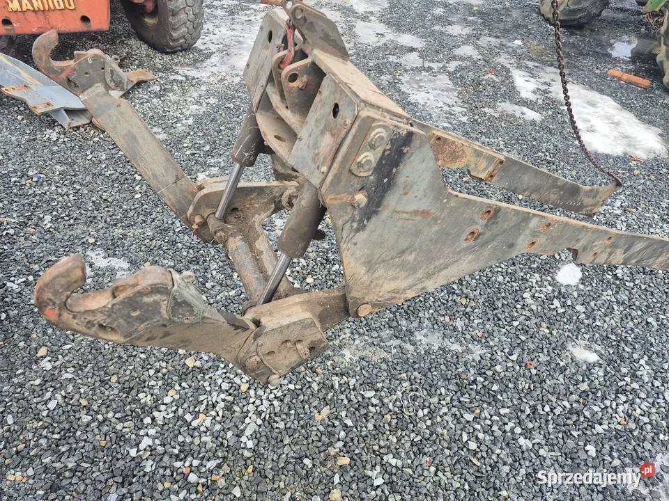 Tuz przedni podnosnik do traktora Renault innego Części i osprzęt rolniczy