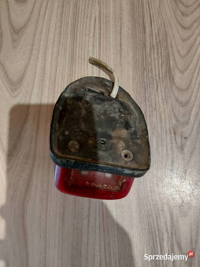 Lampa do junaka m10 tylna Rok produkcji 1962 Kielce sprzedam