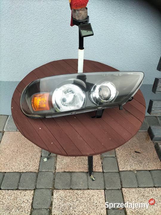 Lampy przednie do nissan almera 2005r Lampy przednie