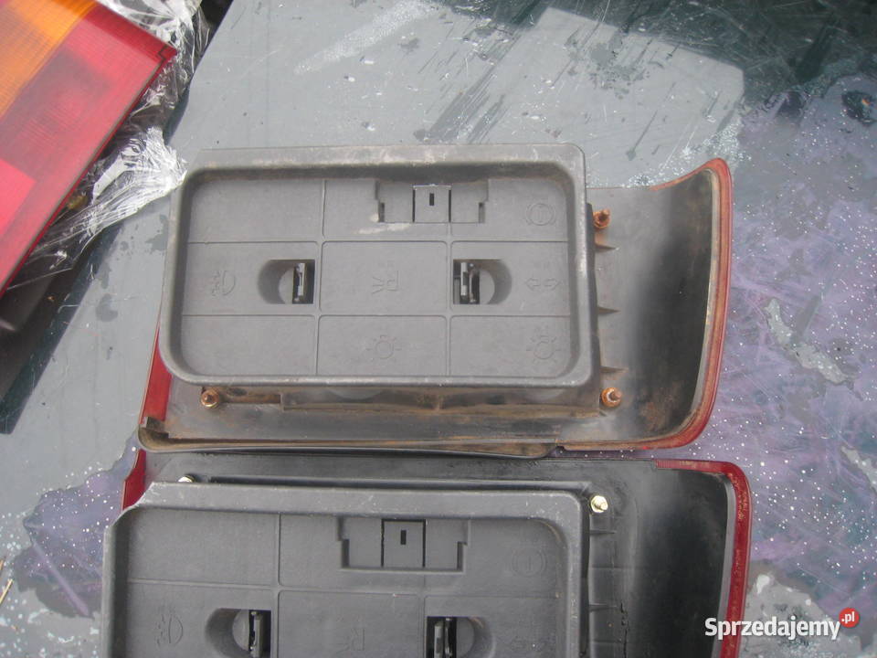 Lampa tylna prawa Volvo 440 460 lift małopolskie