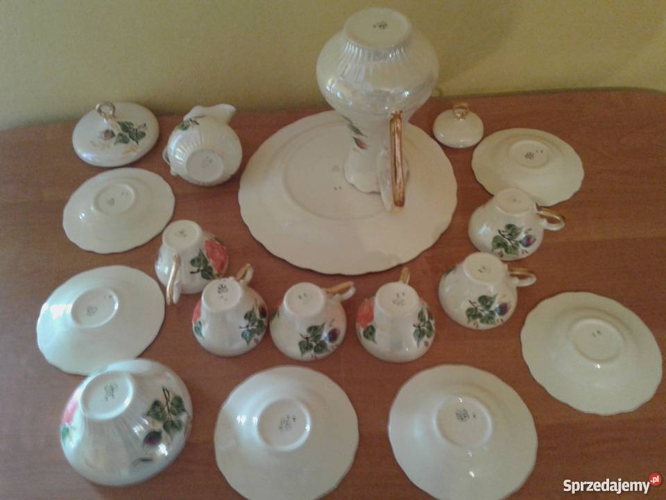 Porcelanowy kolekcjonerski do kawy herbaty sygno Wrocław
