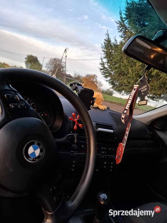 BMW E46 18 benzyna bez gazu Rok produkcji 2001 Działoszyce