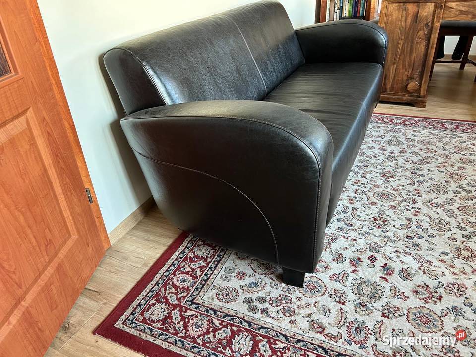 Kanapa skórzana w stylu kolonialnym Wrocław