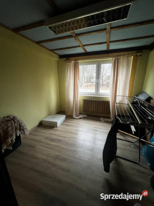 Budynek o powierzchni ok 160 m z potencjałem Nisko sprzedam