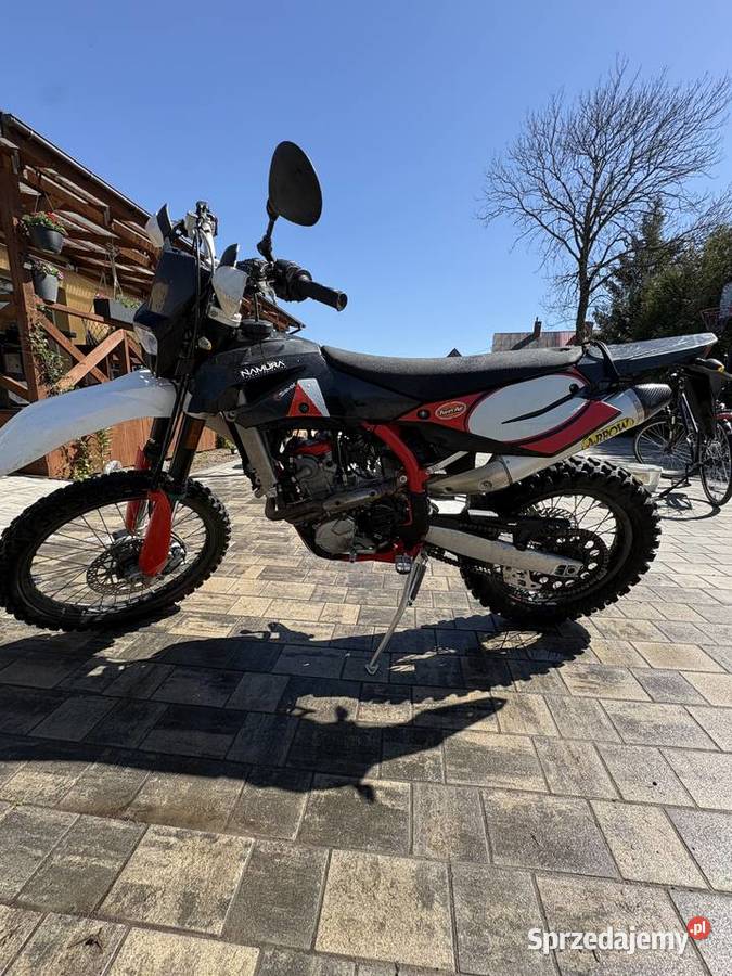 Swm rs300 2019r huska Redlino