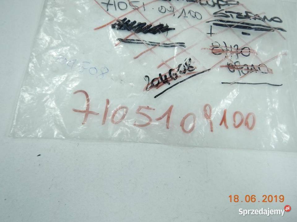 GROT OSTRZE KLUCZYKA SSANGYONG REXTON II 27D ASO osobowe Karoseria