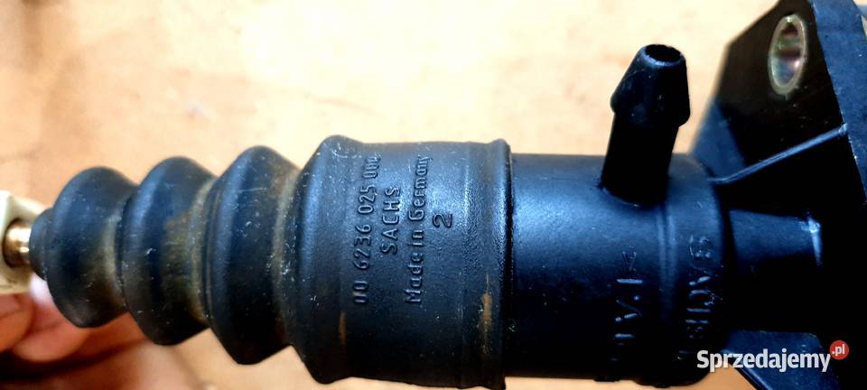 Pompka sprzęgła Audi A4B5 18b 125 1999r Radomsko sprzedam