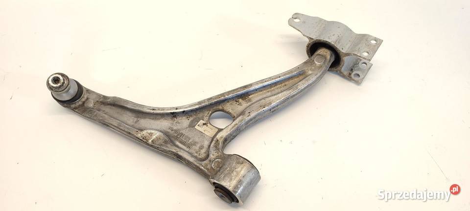 MERCEDES W247 WAHACZ PRAWY PRZÓD A2473331600 osobowe sprzedam