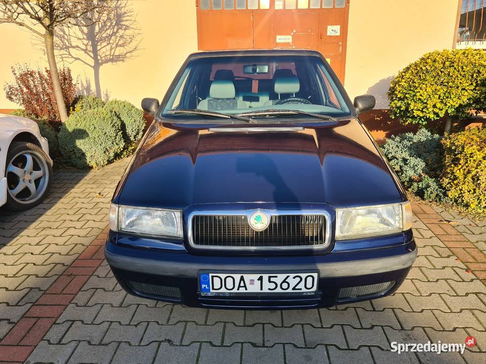 Skoda Felicia 19D niski przebieg granatowy Oława