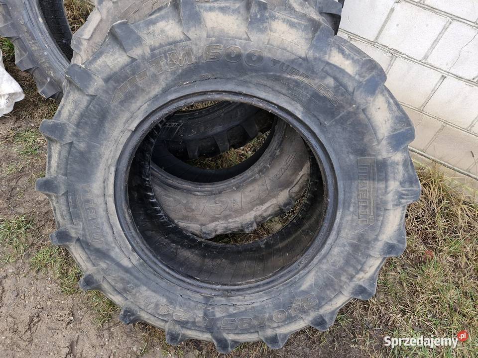 Opona Pirelli 34085 r24 Małowista