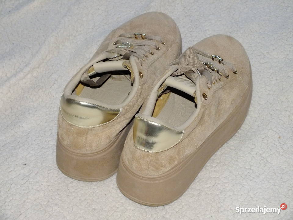 Sprzedam buty damskie używane w stanie zadbane inna Gdańsk