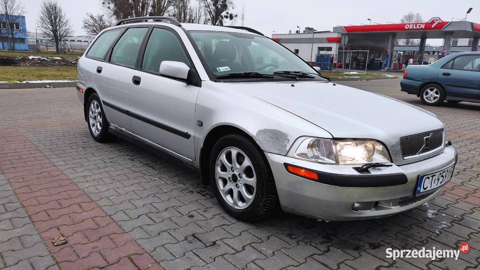 Volvo V40 2001r 19D