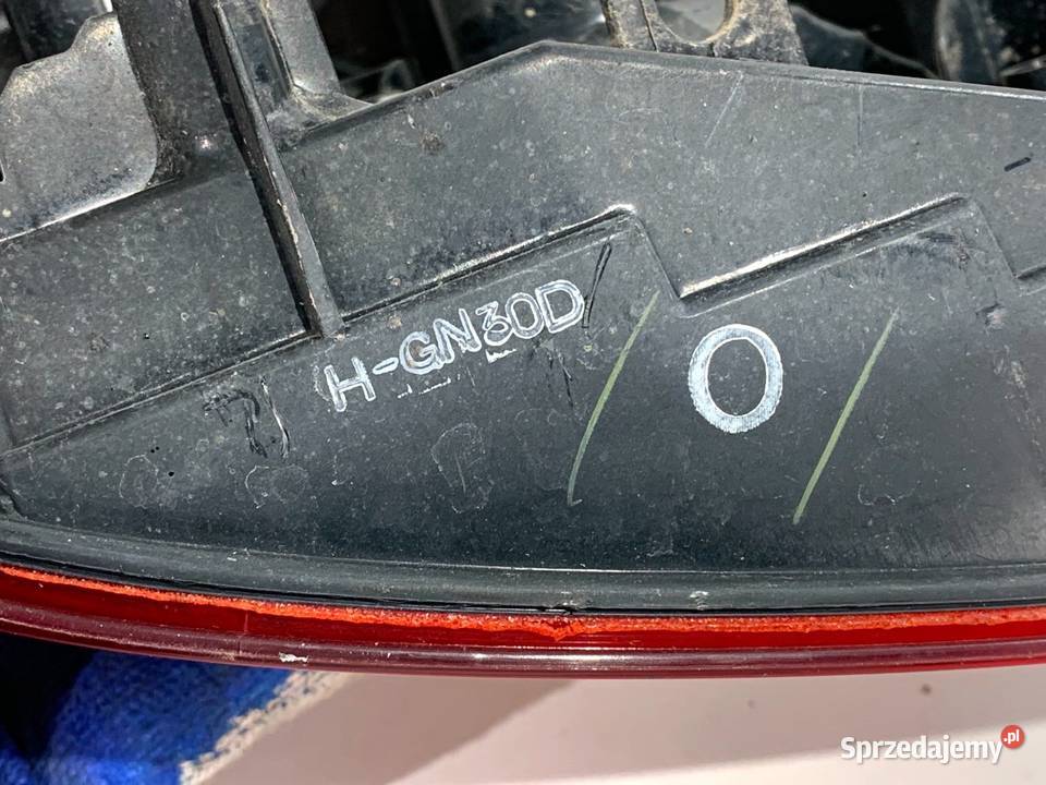 LAMPA PRAWY TYŁ MITSUBISHI MIRAGE SPACE STAR