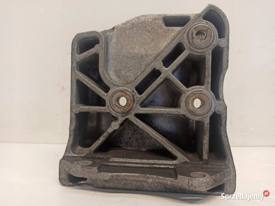 ŁAPA SPRĘŻARKI KLIMATYZACJI BMW E60 7796395